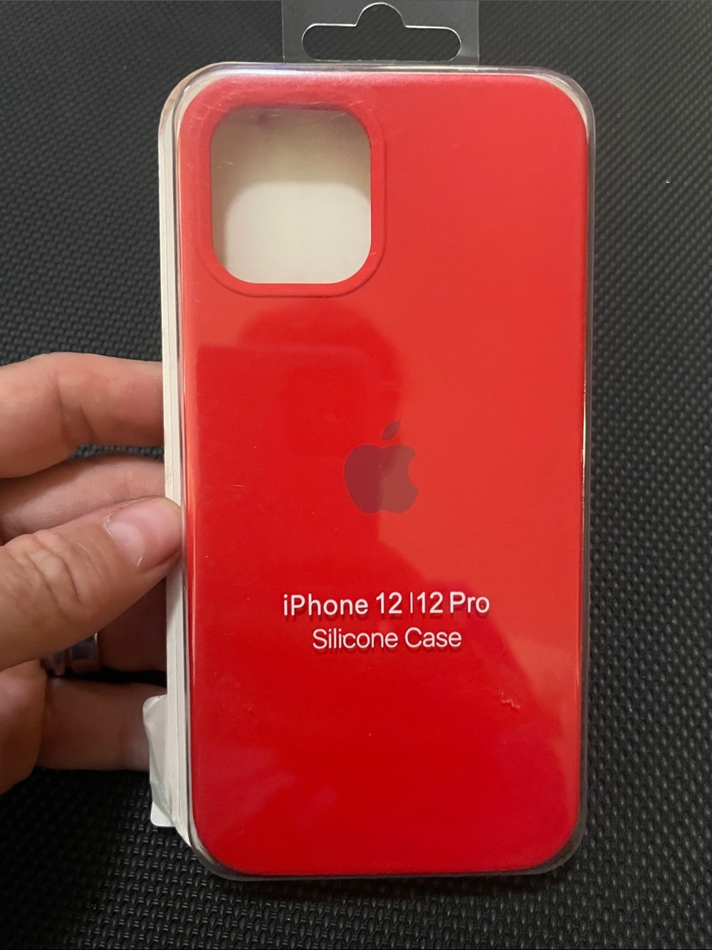 Apple iPhone 12 / 12 Pro Silicone Case - RedNWT